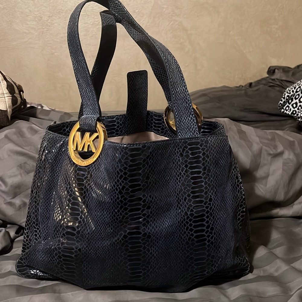 MK simulated snakeskin - Picture 2 of 5